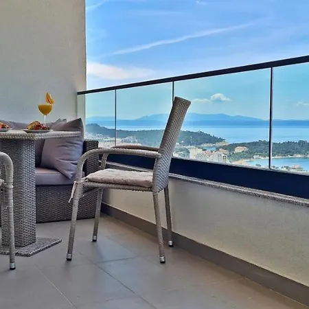 Lux Panorama Apartment